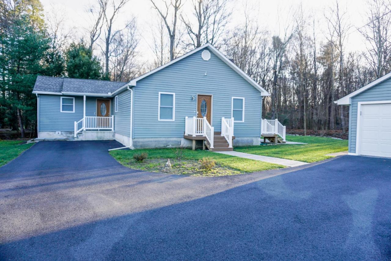 Cabin By The Creek With Private Creek Access Tannersville Εξωτερικό φωτογραφία