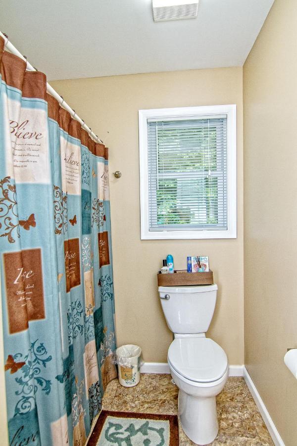 Cabin By The Creek With Private Creek Access Tannersville Εξωτερικό φωτογραφία