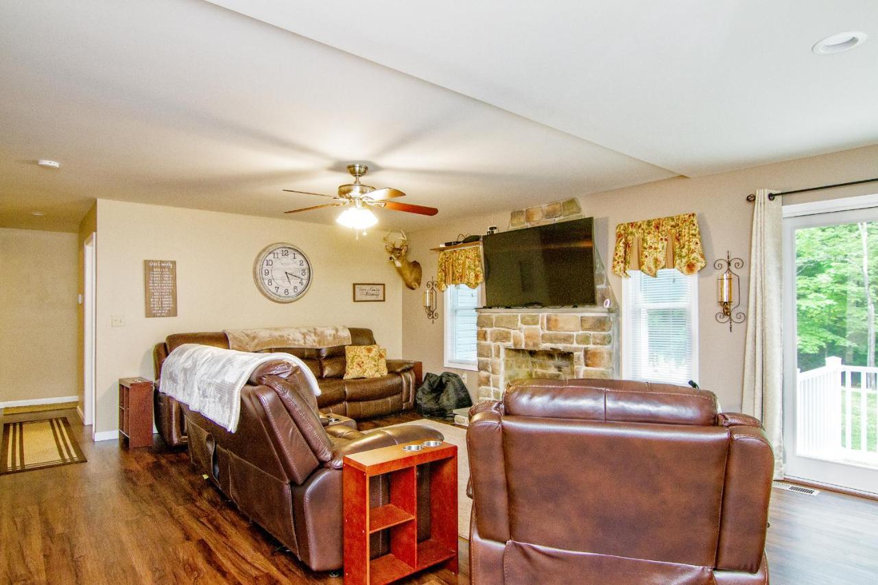 Cabin By The Creek With Private Creek Access Tannersville Εξωτερικό φωτογραφία