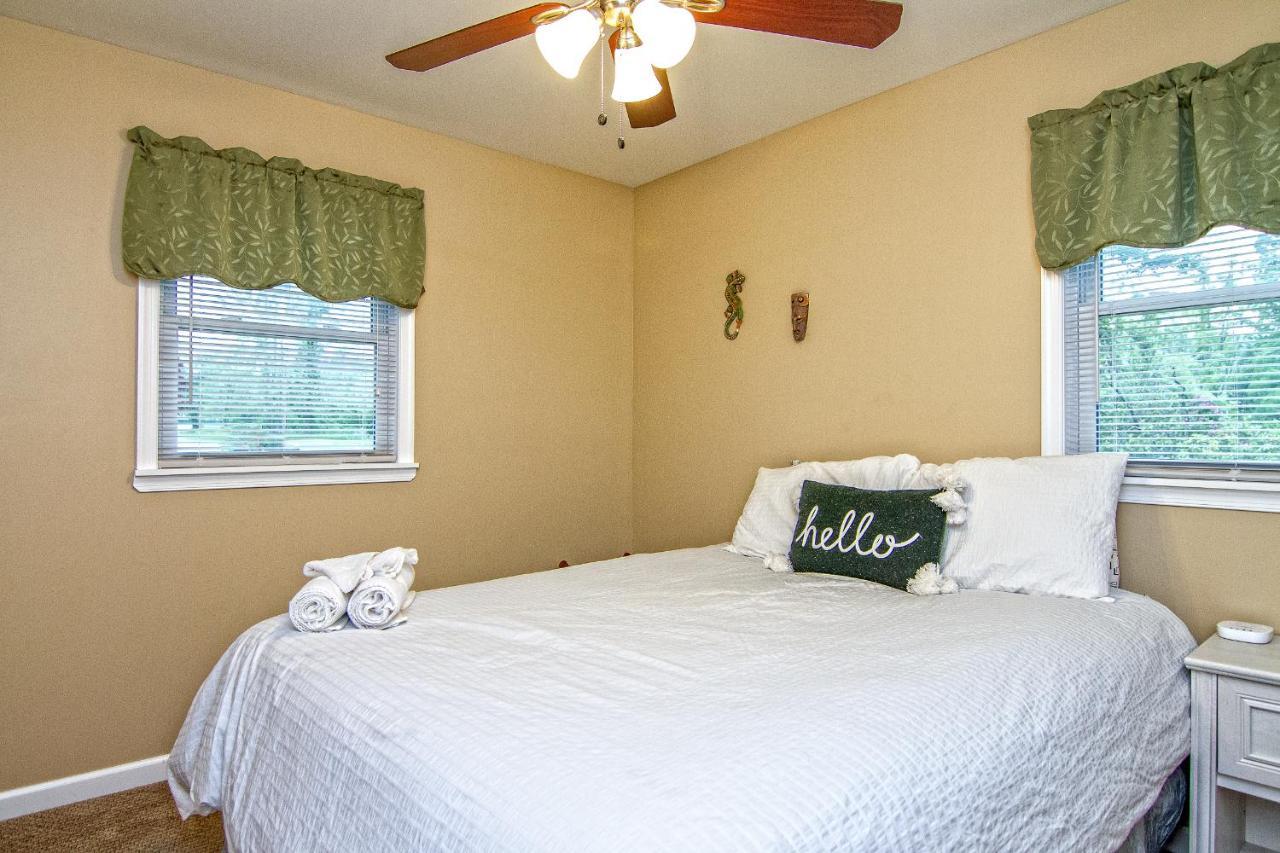 Cabin By The Creek With Private Creek Access Tannersville Εξωτερικό φωτογραφία
